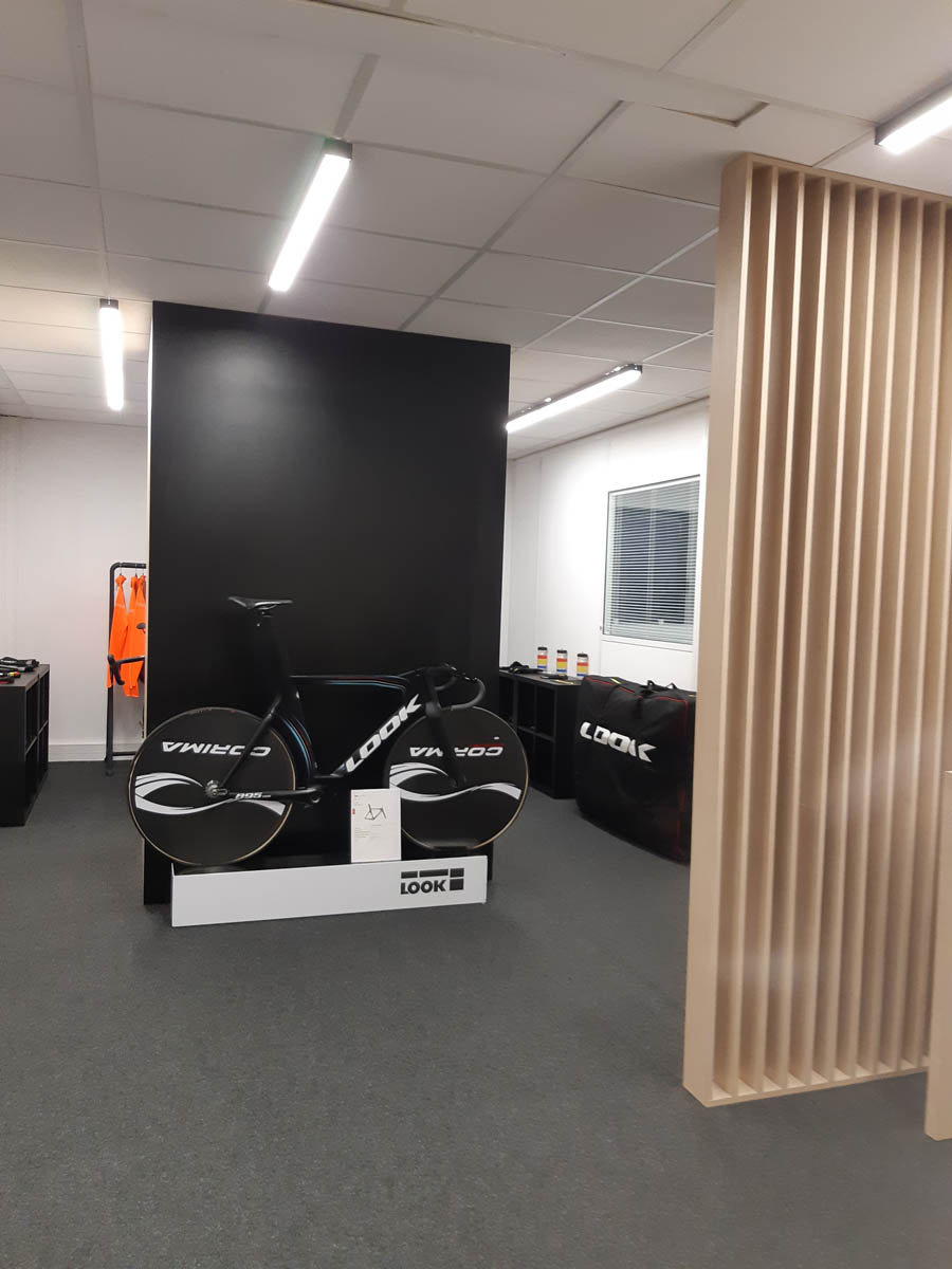 boutique-look-cycles boutique look cycles portrait